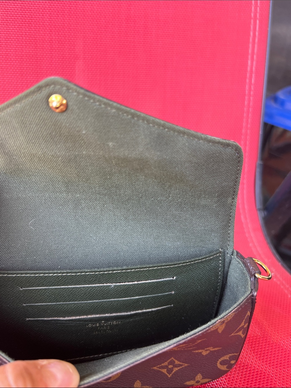 Louis Vuitton Monogram Envelope Crossbody Bag - Brown/Gold - Picture 4 of 8